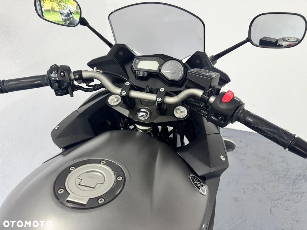 Yamaha XJ - 17