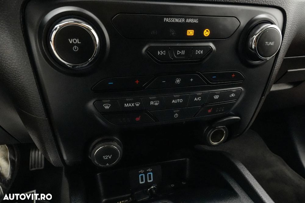 Ford Ranger 2.0 EcoBlue 213 CP 4x4 Cabina Dubla Limited Aut. - 23