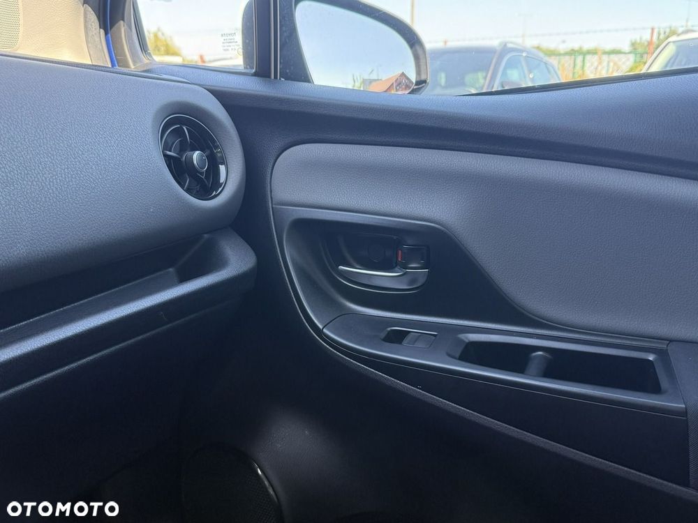 Toyota Yaris 1.5 Premium - 31