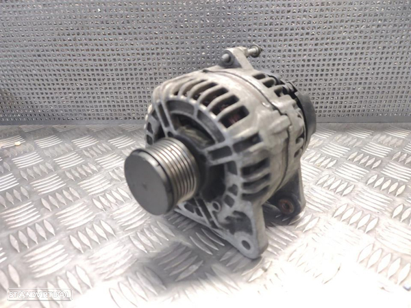 Alternador Renault Clio Dacia Duster Megane Kangoo 1.5 Dci 120A