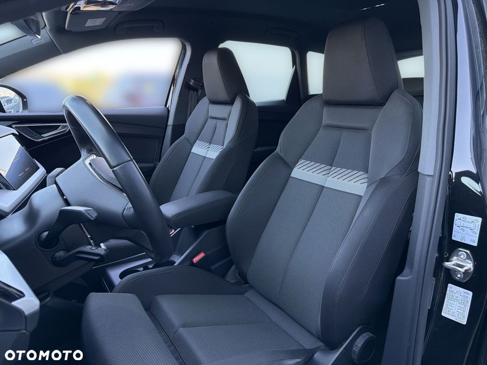 Audi Q4 e-tron - 13