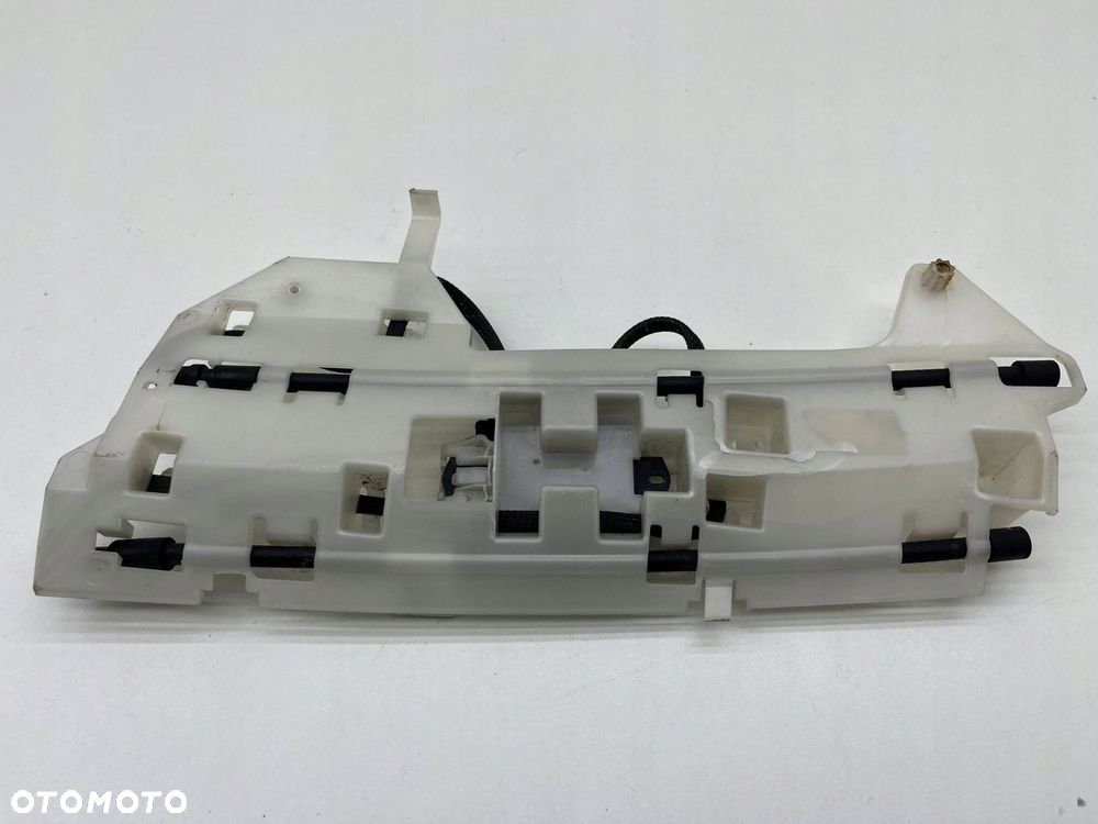 VOLVO XC40 ŚLIZG MOCOWANIE ZDERZAKA TYŁ SMART OPENER KOMPLET - 1