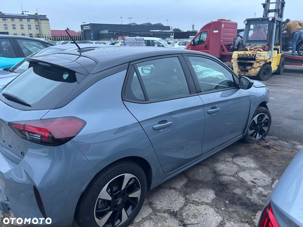 Opel Corsa Corsa-e 50kWh Yes