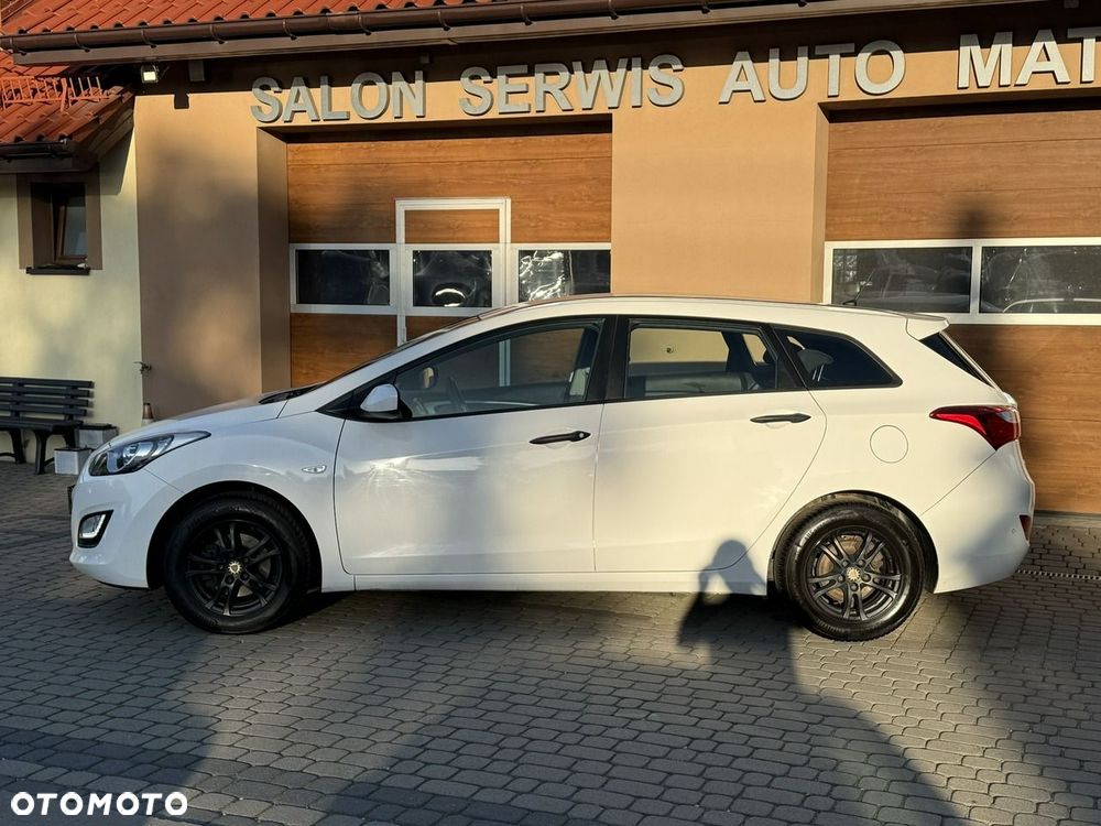 Hyundai i30 1.4 Classic + - 11