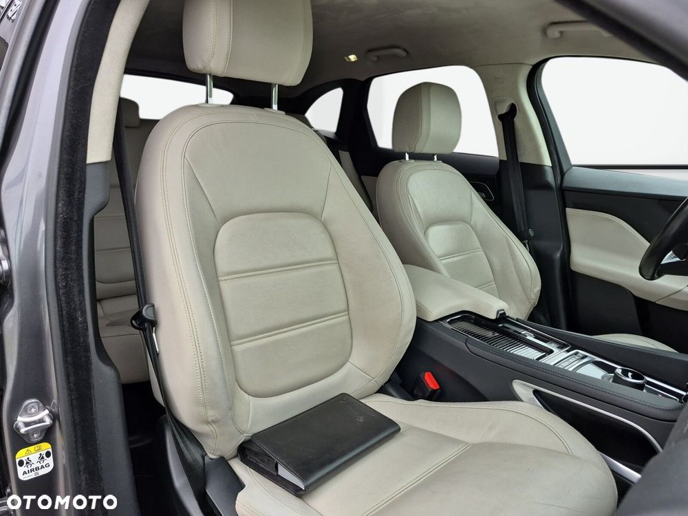 Jaguar F-Pace 2.0 i4D AWD Prestige - 19