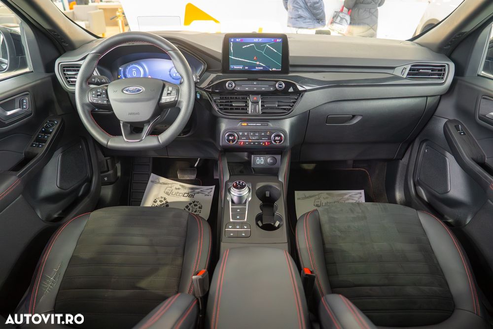 Ford Kuga 2.5 Duratec PHEV ST-LINE X - 17