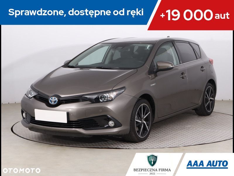 Toyota Auris - 1