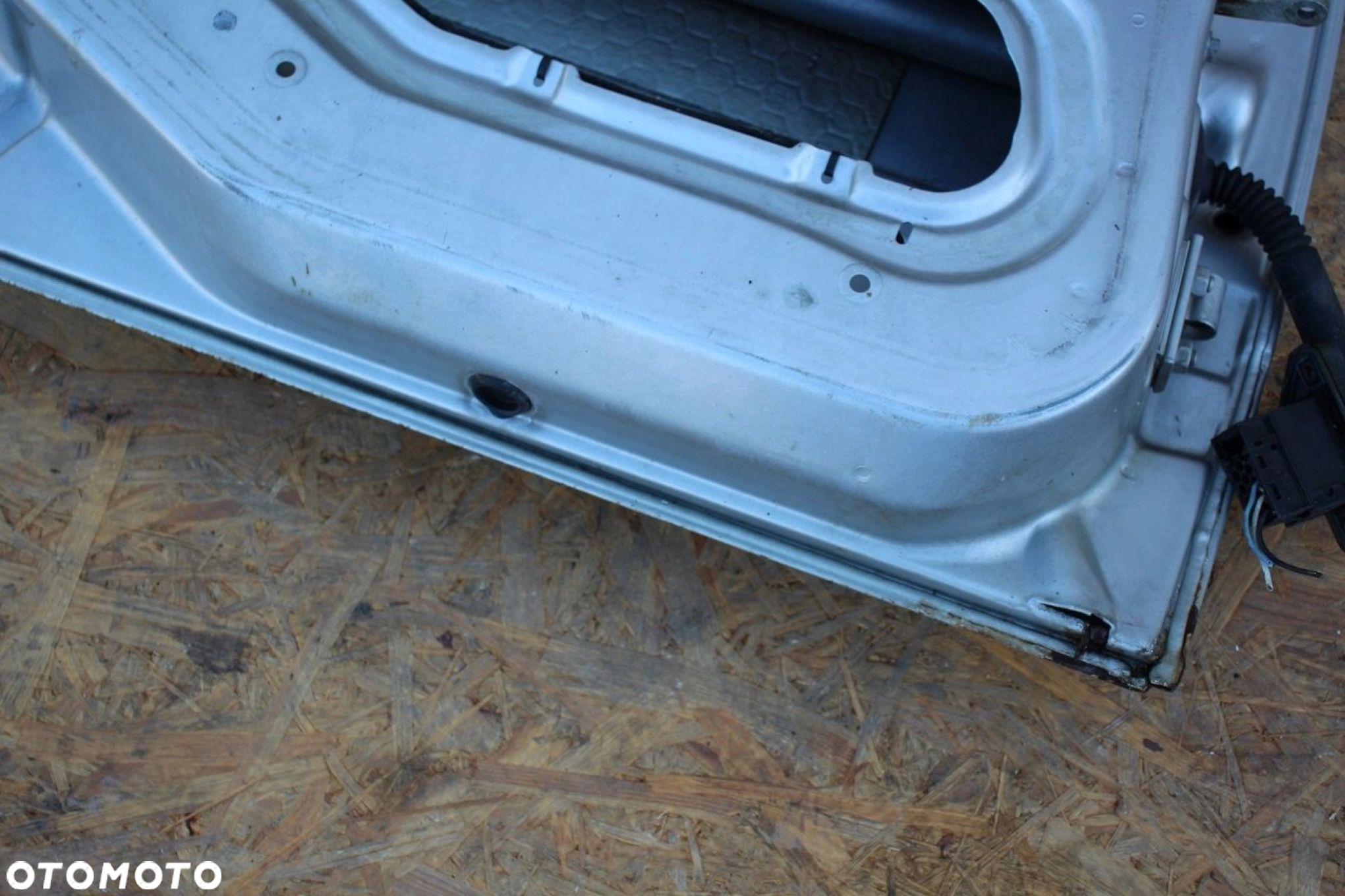 Drzwi BMW 3 E36 LEWY TYŁ lewe tylne kompletne SEDAN - 6