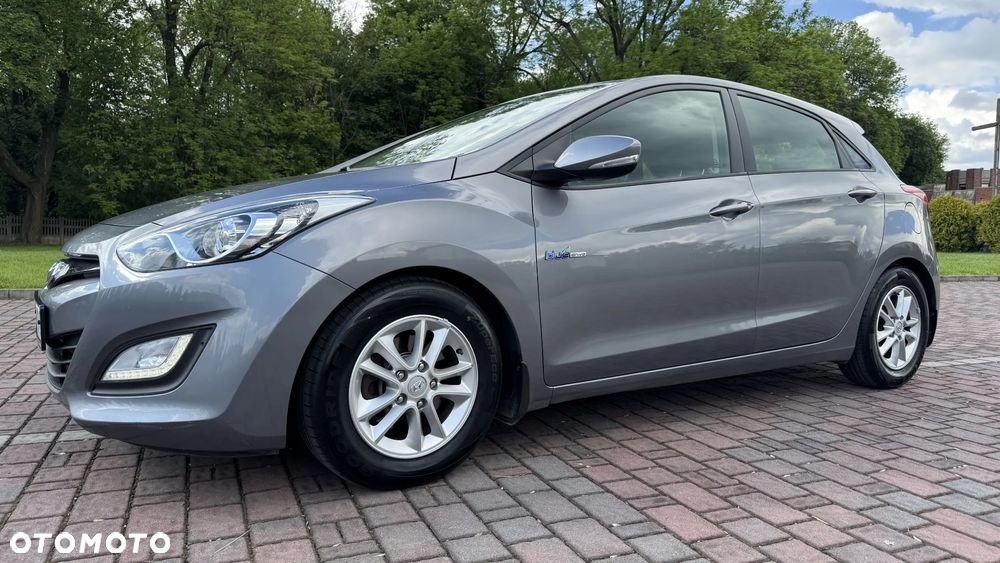 Hyundai i30 blue 1.6 GDI Passion - 4