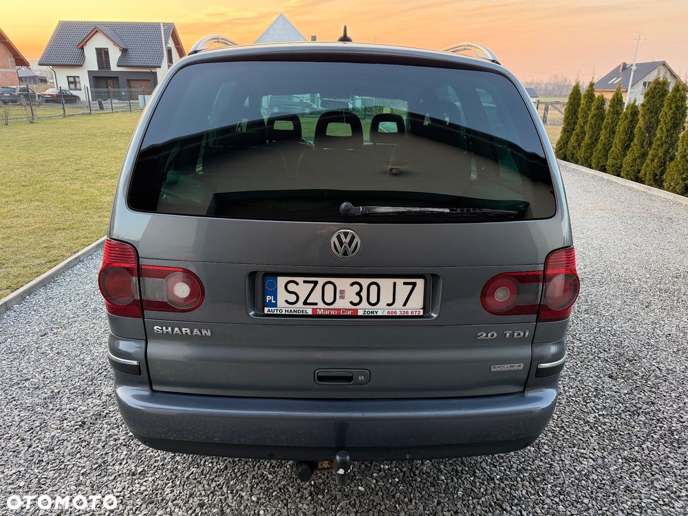 Volkswagen Sharan 2.0 TDI DPF Exclusive Edition - 5