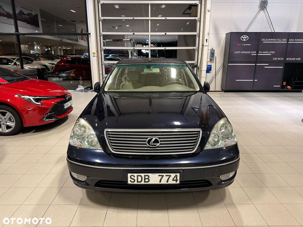 Lexus LS High Class - 34