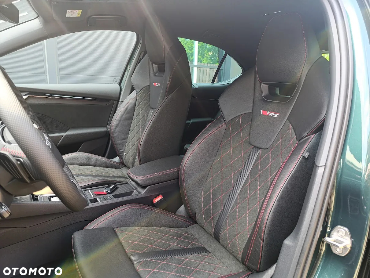 Skoda Octavia 2.0 TSI RS DSG - 12
