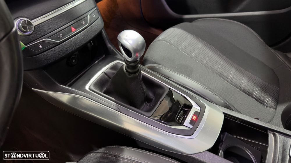 Peugeot 308 130 e-THP Stop & Start Allure - 25