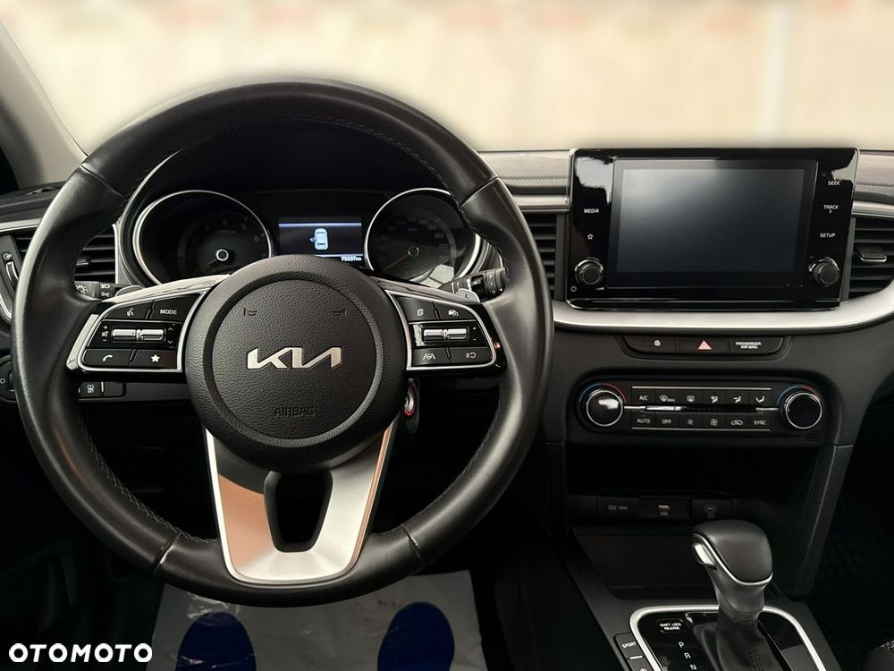 Kia Ceed - 15