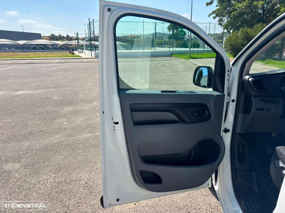 Opel Vivaro 1.5 CDTi L3H1 Essentia Inc - 25