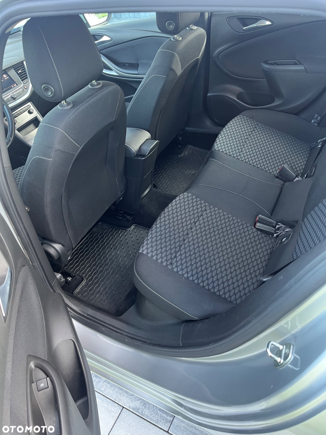 Opel Astra V 1.5 CDTI Edition S&S - 11