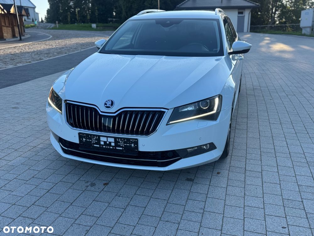 Skoda Superb 2.0 TSI 4x4 Sportline DSG - 2