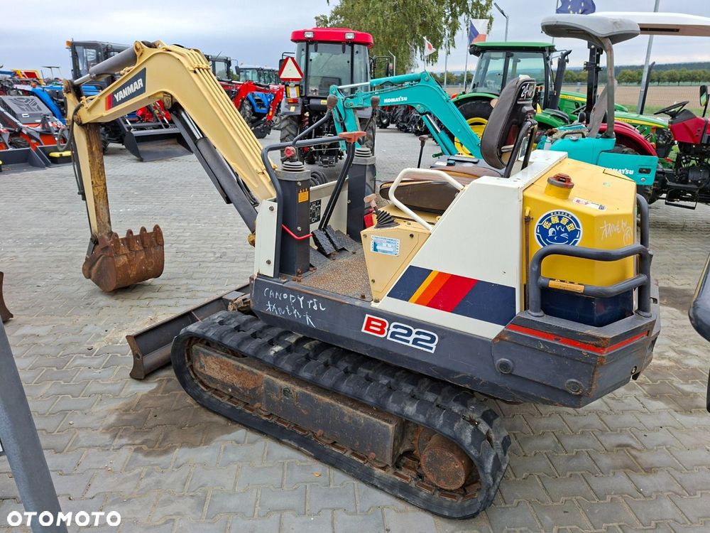 Yanmar B-22 - 8