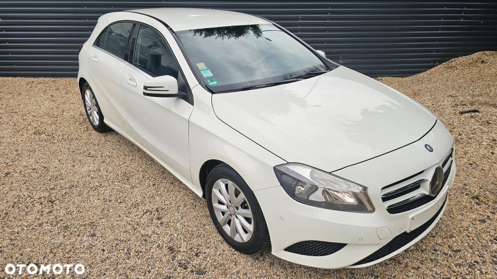 Mercedes-Benz Klasa A 180 (BlueEFFICIENCY) - 2