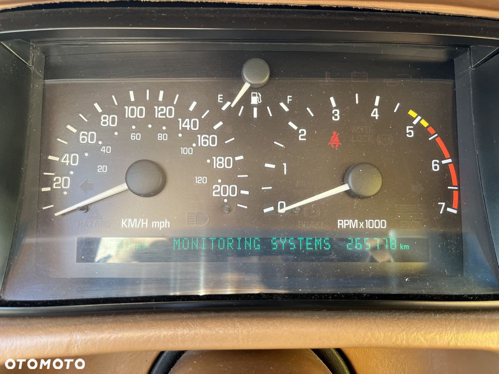Cadillac Seville 4.9 STS - 11