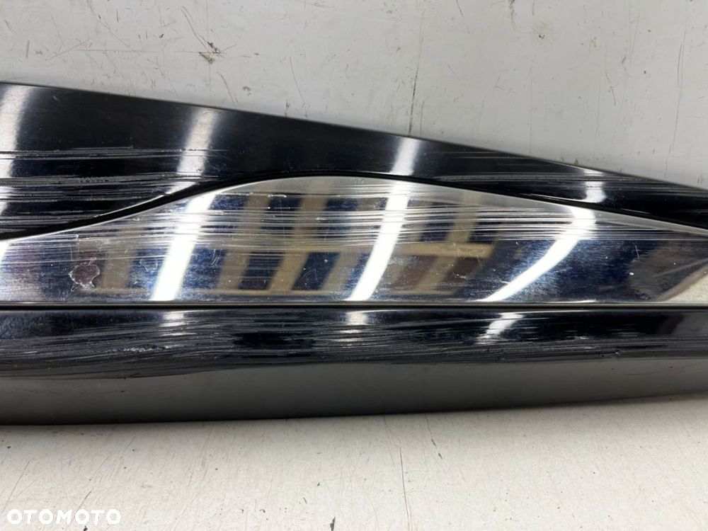 Listwa Renault Clio 4 IV 12-20r. lewa tylna dolna nakładka drzwi lewy tył 828772096r - 4