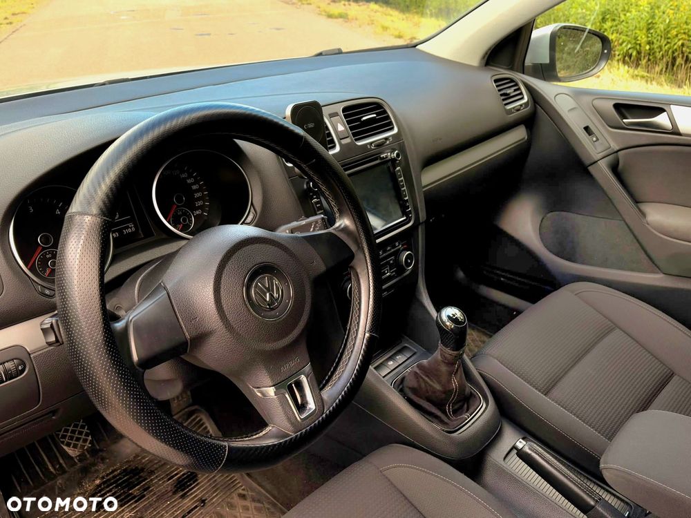 Volkswagen Golf 1.6 TDI Comfortline - 8