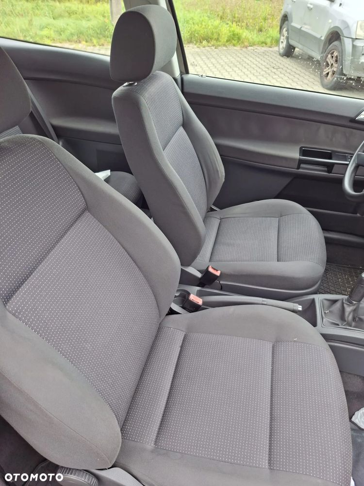 Volkswagen Polo 1.2 - 11