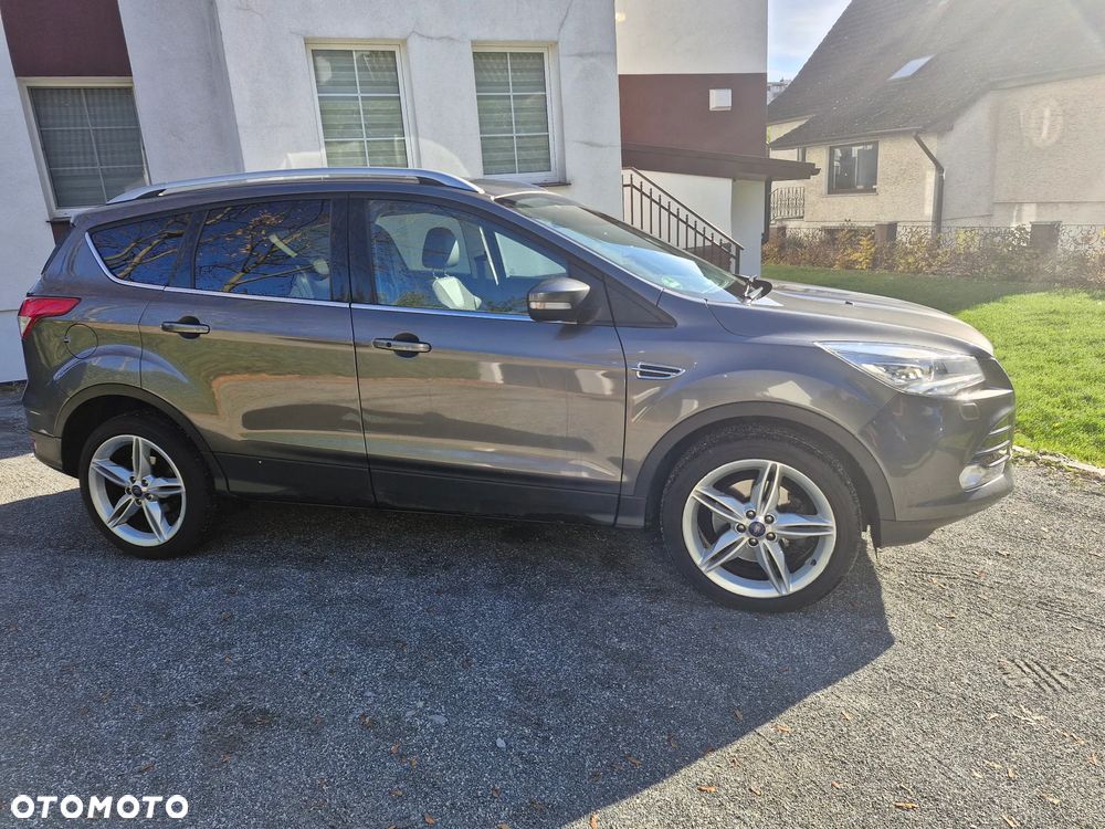 Ford Kuga 2.0 TDCi 4x4 Titanium - 20