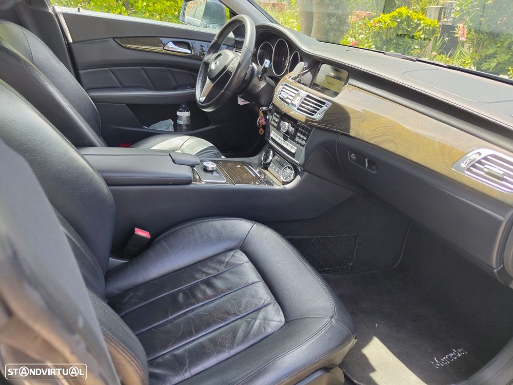 Mercedes-Benz CLS 350 CDi BlueEfficiency - 12