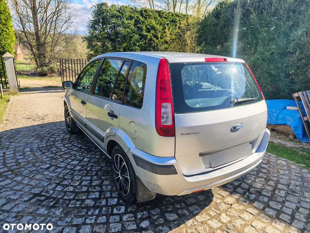 Ford Fusion 1.4 Trend - 4