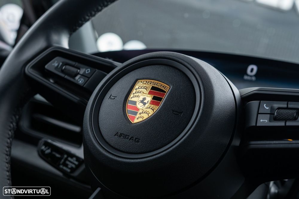 Porsche Taycan Bateria Performance Plus - 34