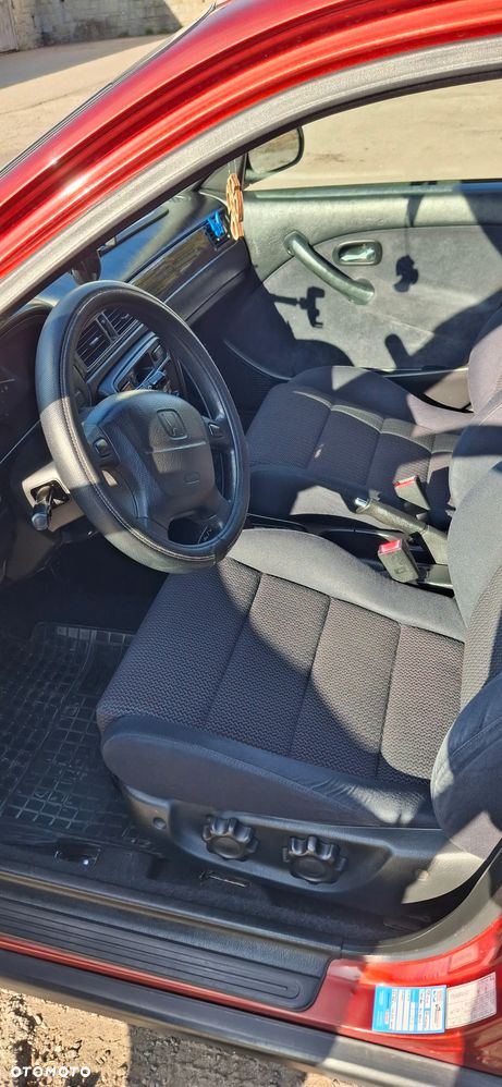 Honda Civic 1.4i - 8