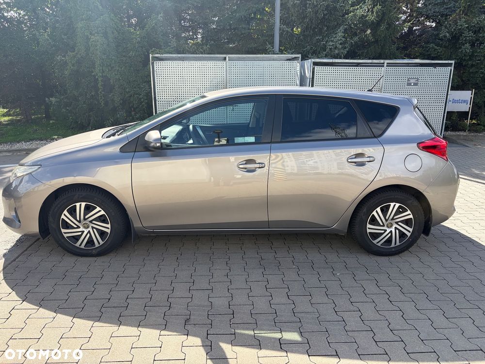 Toyota Auris 1.6 Active - 1