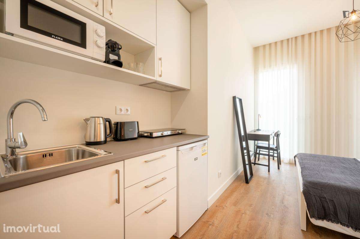 Estúdio - localizado em Olaias Lisbon - Grande imagem: 2/12