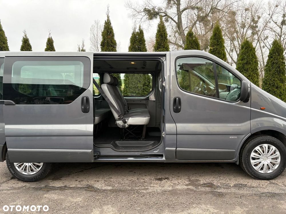 Opel Vivaro - 15