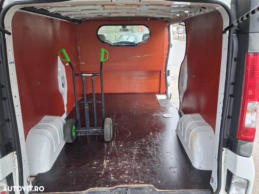 Opel Vivaro - 5