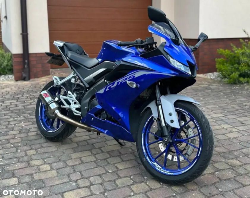 Yamaha YZF - 12
