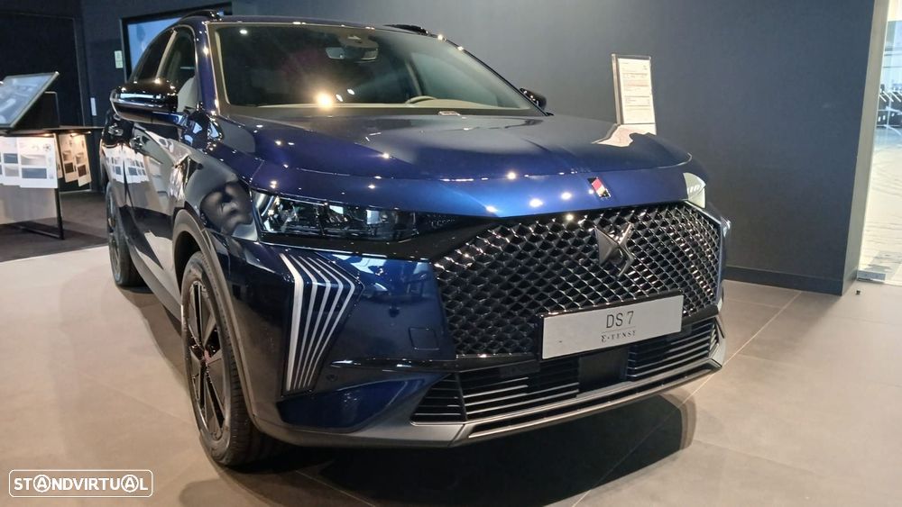 DS DS7 - 1