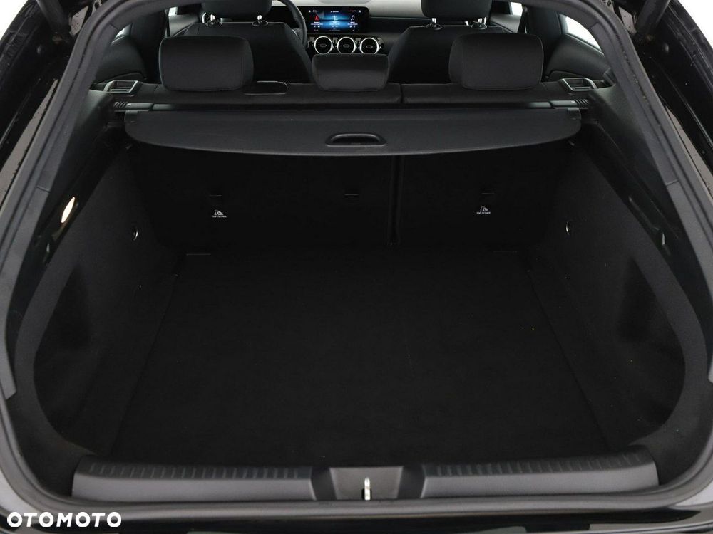 Mercedes-Benz CLA 200 d 8G-DCT - 21