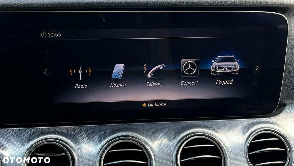 Mercedes-Benz Klasa E 220 d 4-Matic 9G-TRONIC - 31
