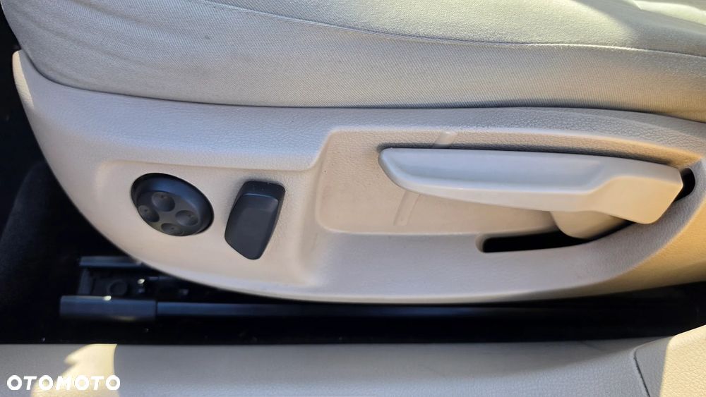 Volkswagen Passat 2.0 TDI Highline DSG - 20