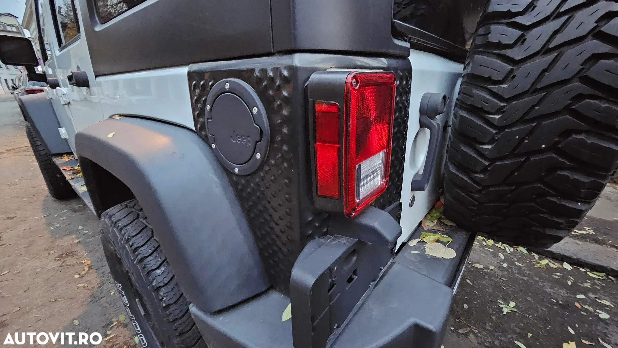 Jeep Wrangler - 13