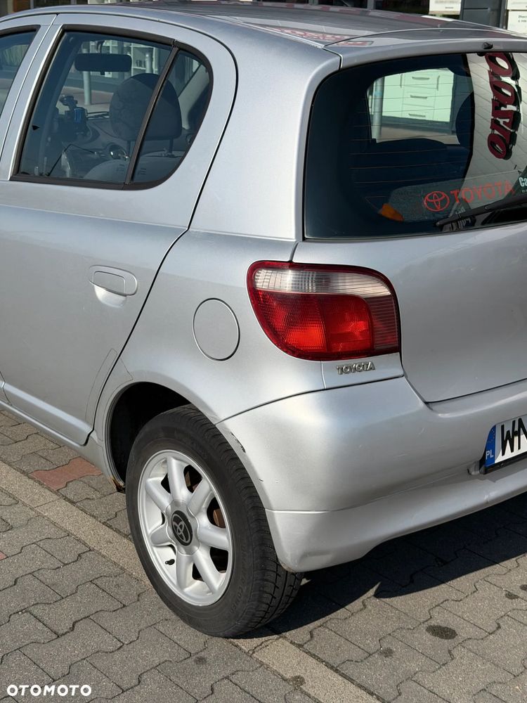Toyota Yaris 1.3 Luna - 7