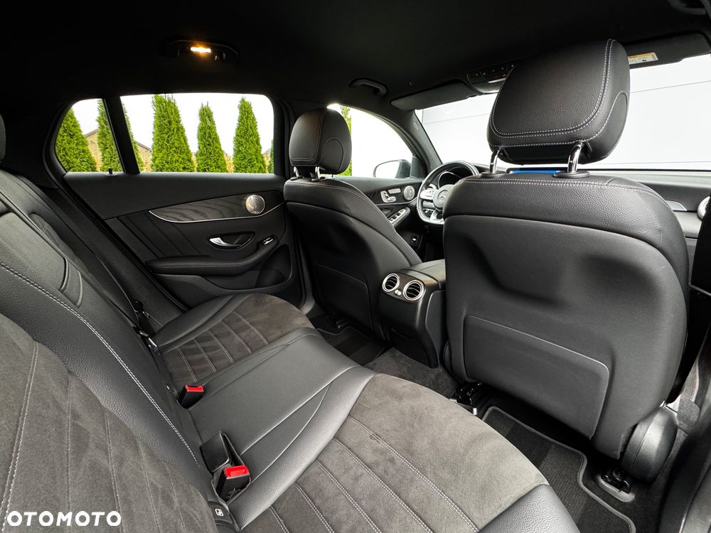 Mercedes-Benz GLC - 4
