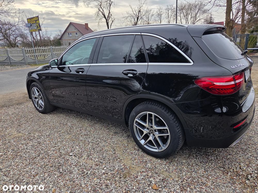 Mercedes-Benz GLC 250 d 4Matic 9G-TRONIC AMG Line - 12