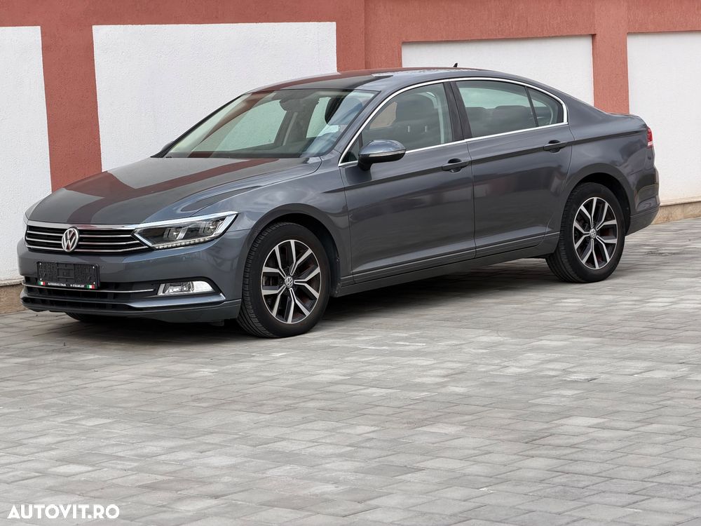 Volkswagen Passat 1.6 TDI SCR DSG Comfortline - 13