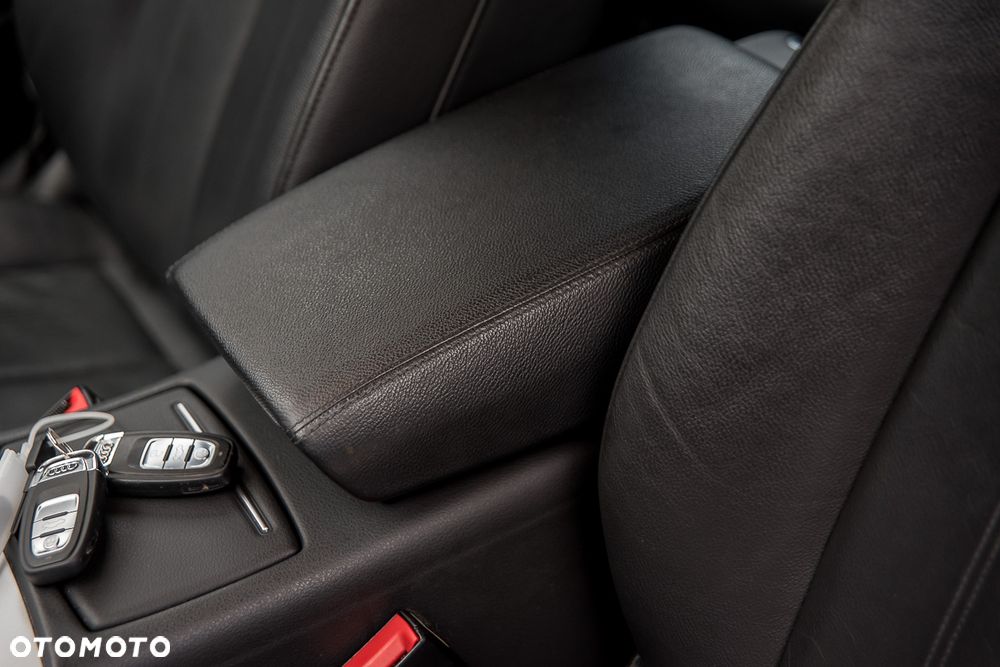 Audi A6 Avant 2.0 TDI Ultra S tronic - 23