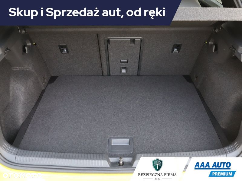 Volkswagen Golf - 15