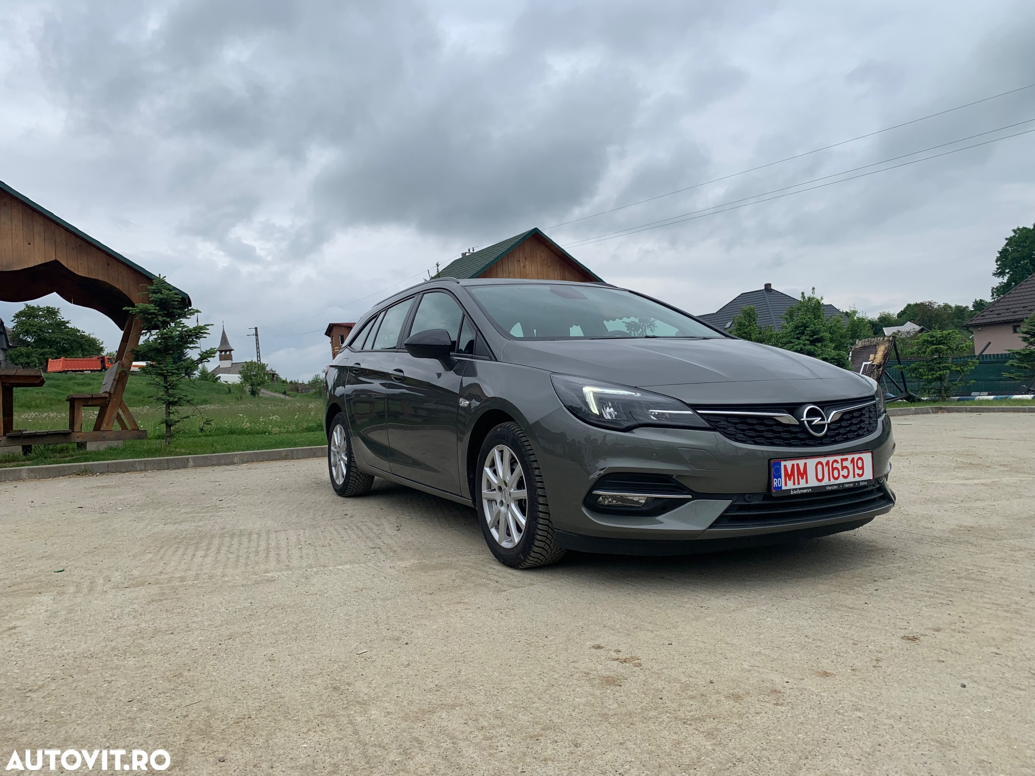 Opel Astra 1.5 D Start/Stop Sports Tourer Business Edition - 2