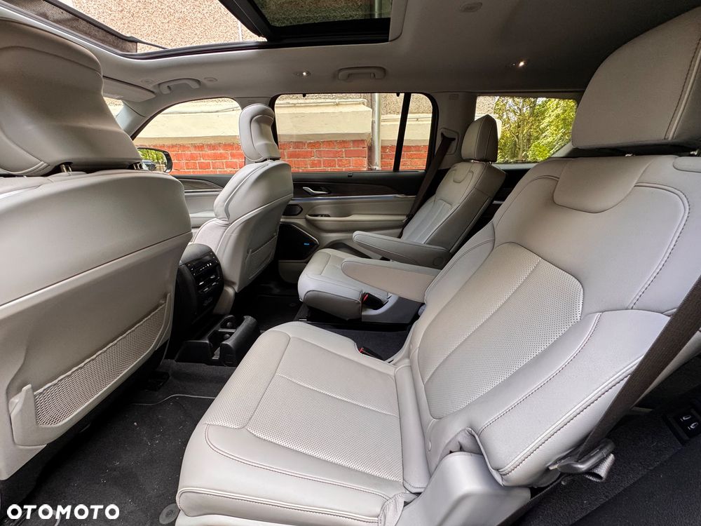Jeep Grand Cherokee - 7